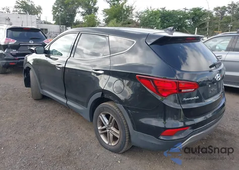 2017 Hyundai Santa Fe Sport 2.4L z USA, uszkodzony, nr VIN 5XYZT3LB4HG435266